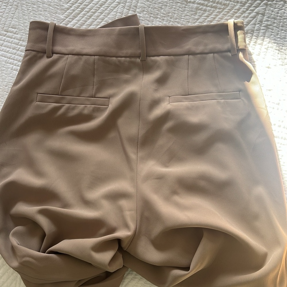 & Other Stories Black and Tan High-Waisted Tailored Tapered Trousers - Picture 7 of 7
